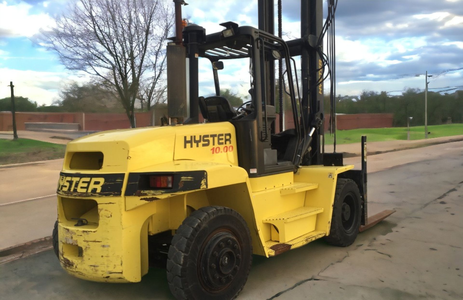 2008 HYSTER H10.00XM 10 TON LPG FORKLIFT - Image 3 of 11