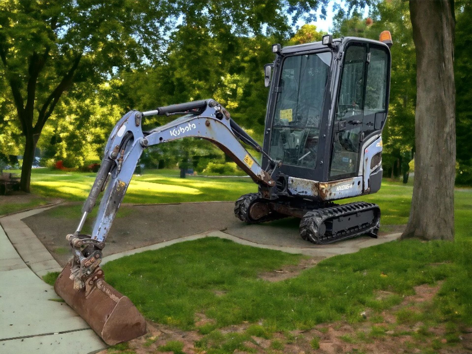 (2016) KUBOTA KX016-4 MINI EXCAVATO - Image 3 of 13