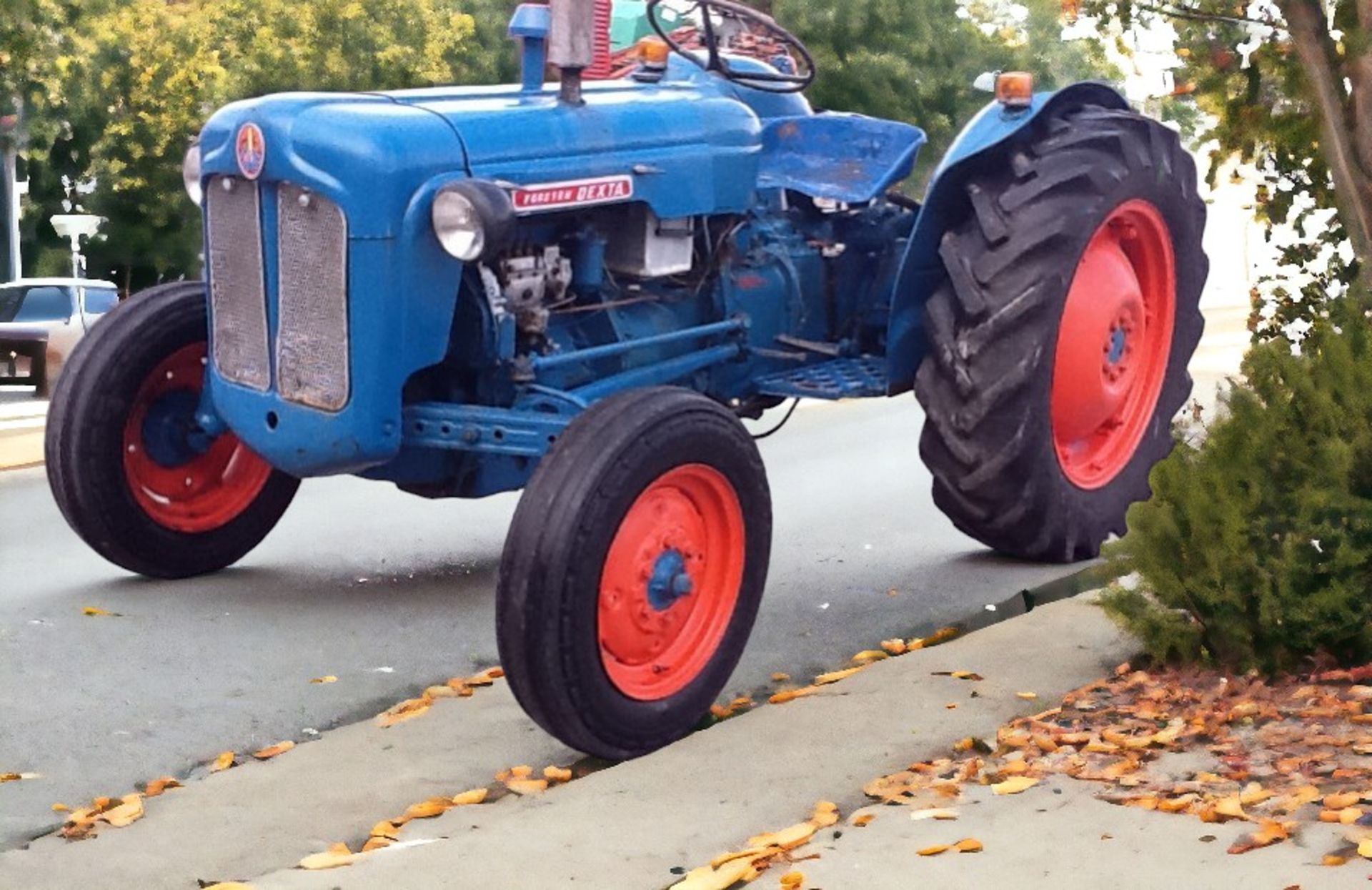 FORDSON DEXTA AG TRACTOR - Image 2 of 4