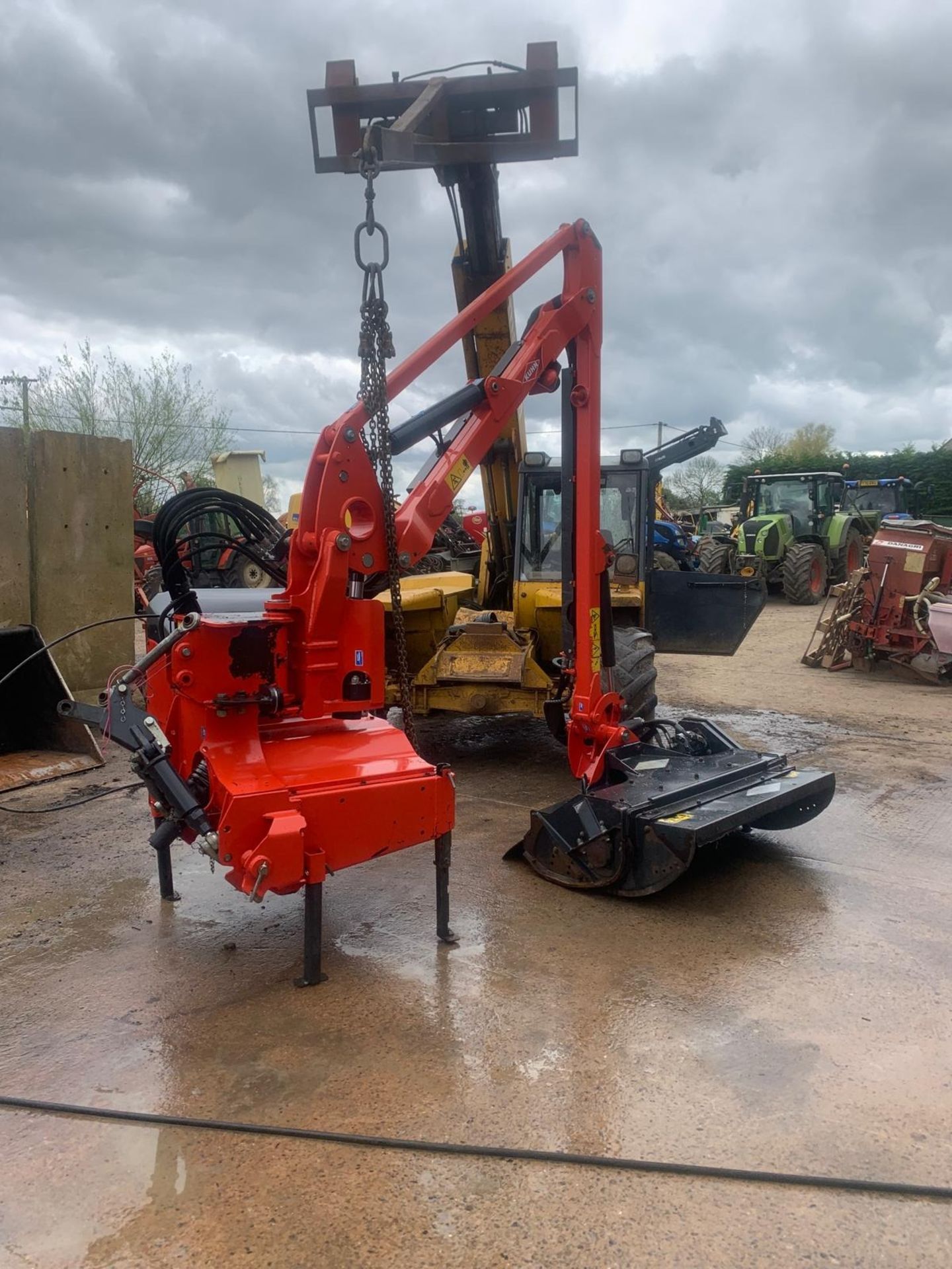 KUHN EP557 PAL HEDGE CUTTER - Image 7 of 9