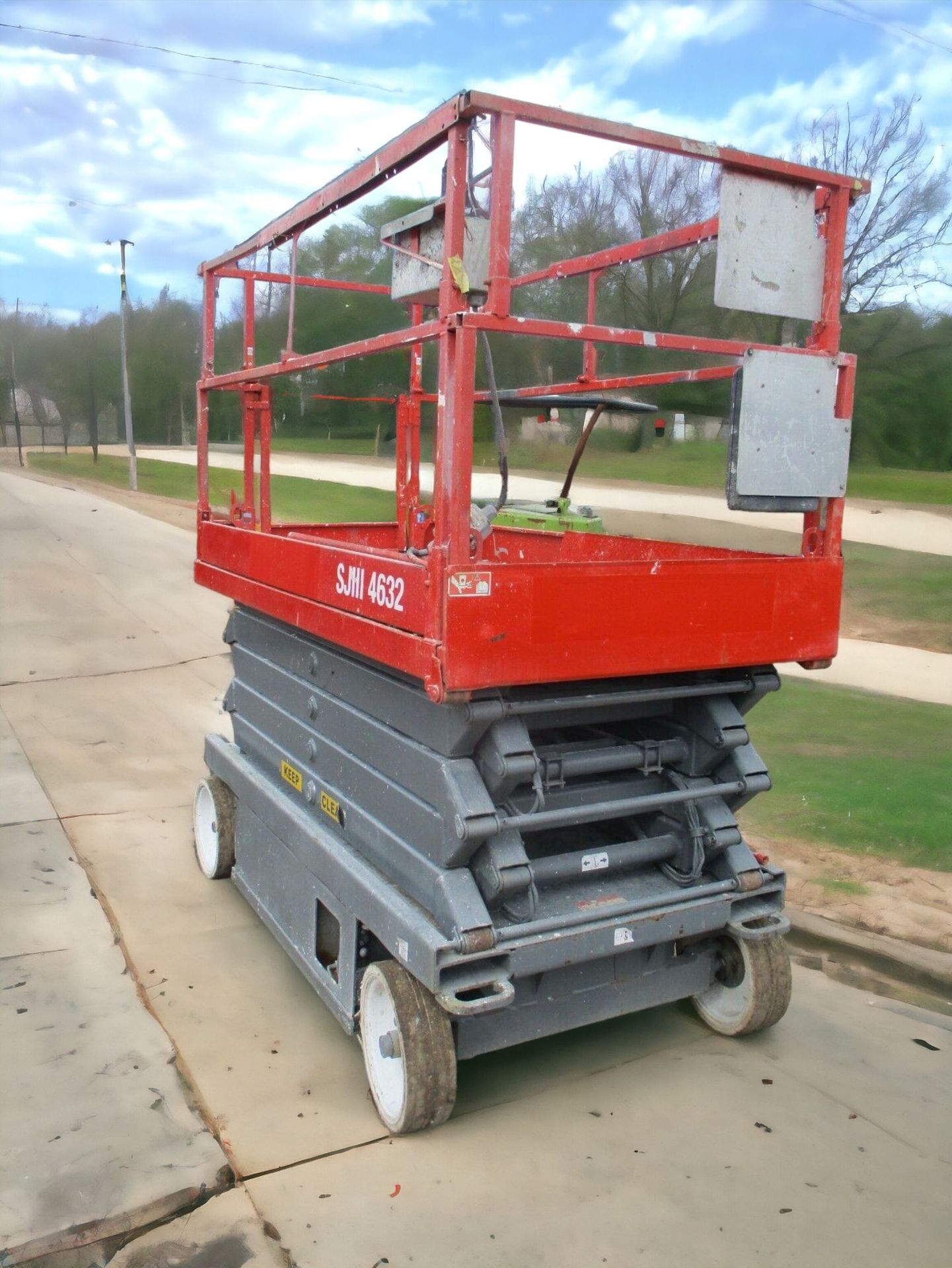 2010 SKYJACK SJ4632 CHERRY PICKER - Image 8 of 10