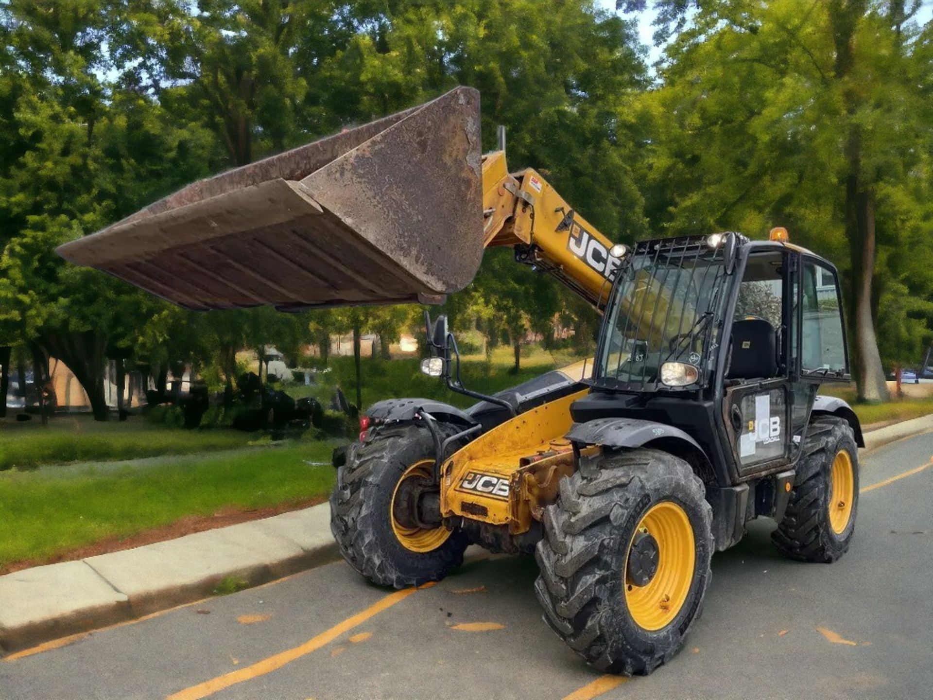 2017 JCB 531-70 TELEHANDLER - Image 4 of 13