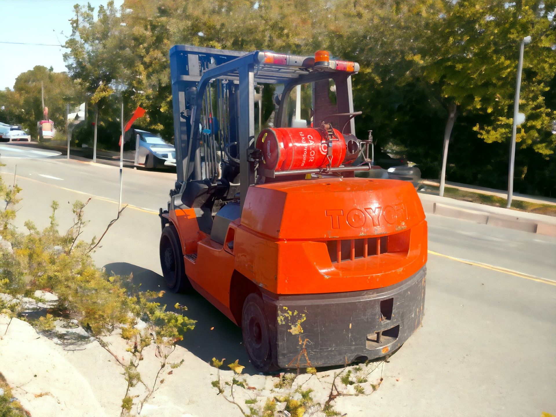 TOYOTA LPG FORKLIFT - MODEL 7FGCU55 (2005) - Image 6 of 6