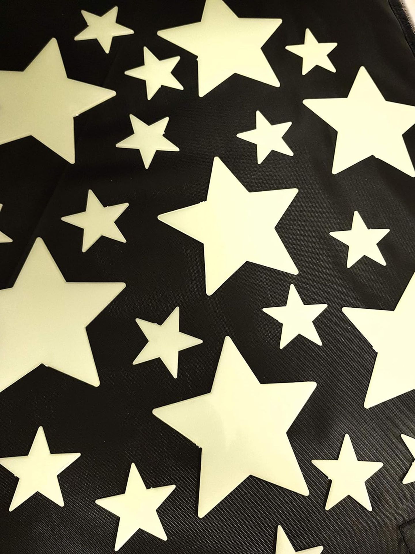 300 X NEW GLOW IN THE DARK STARS - Image 3 of 4