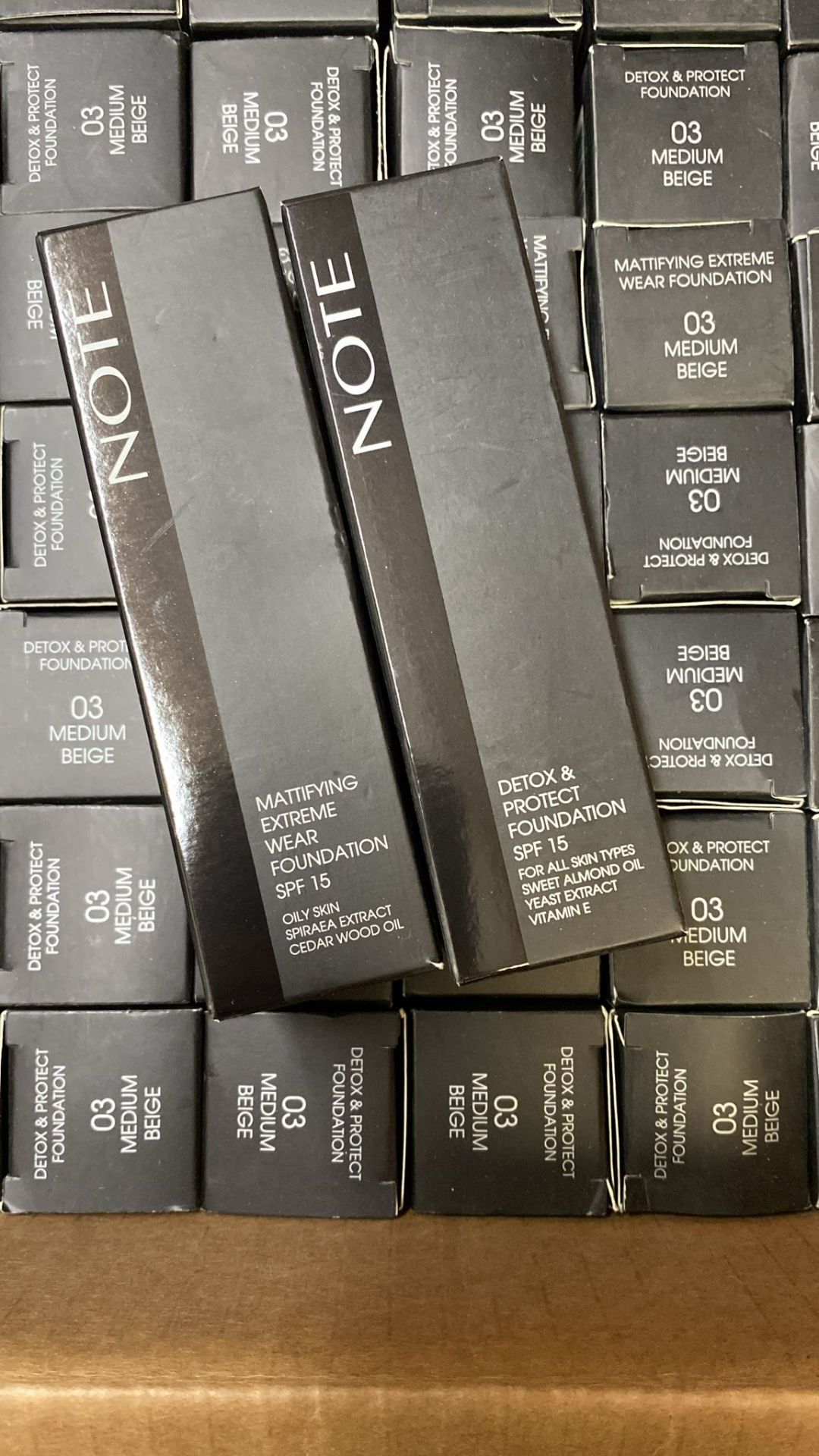 176 X NOTE MAKE UP - SHADE 03 MIX BOXES OF DETOX AND MATTE FOUNDATION,