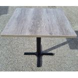 4 X BRAND NEW RESTAURANT/BAR COMPLETE TABLES GREY NEBRASKA OAK STYLE EFFECT