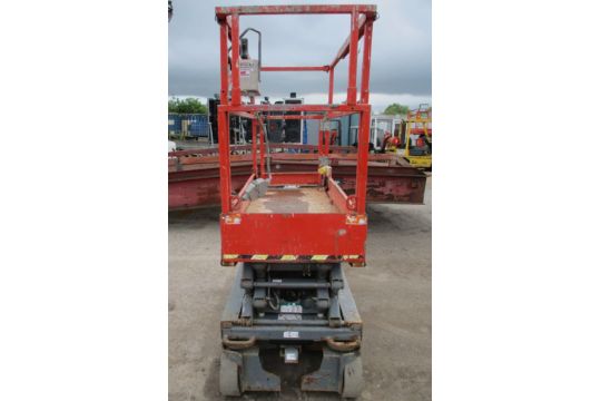 SKYJACK SJ3219 CHERRY PICKER: COMPACT AND EFFICIENT AERIAL WORK PLATFORM - Image 4 of 8