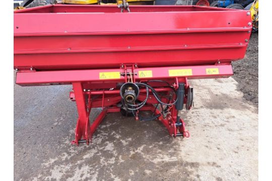 2015 TEAGLE TULIP FERTILIZER SPREADER - Image 3 of 12