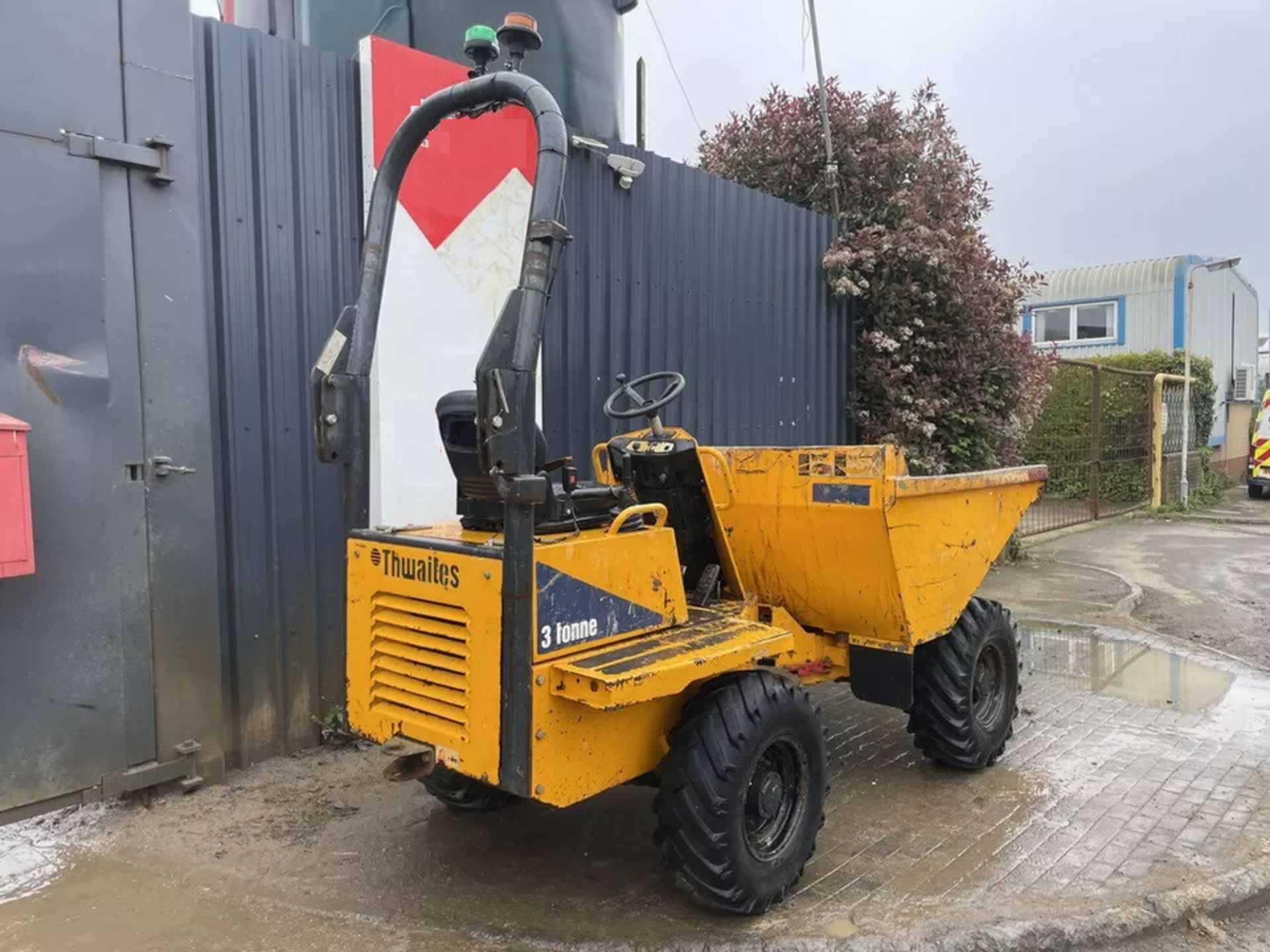 THWAITES 3 TONNE 4X4 DUMPER (2015) - Image 2 of 7