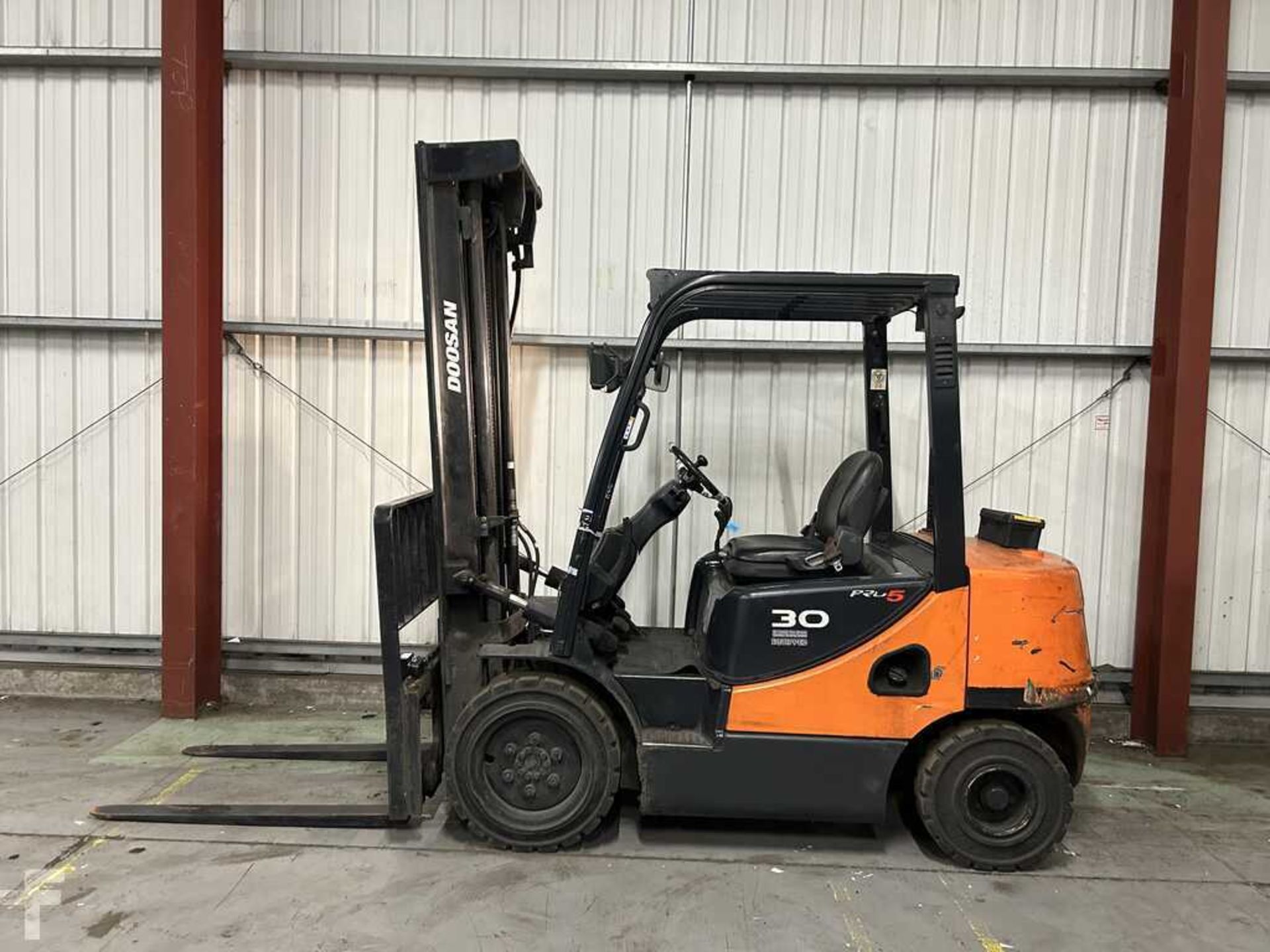 2015 DOOSAN D30S-5 DIESEL FORKLIFT ENGINE TYPE DIESEL