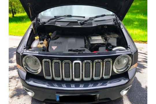 JEEP PATRIOT 2.2 CRD LIMITED 4X4 5DR - 2011 >>--NO VAT ON HAMMER--<< - Image 5 of 21