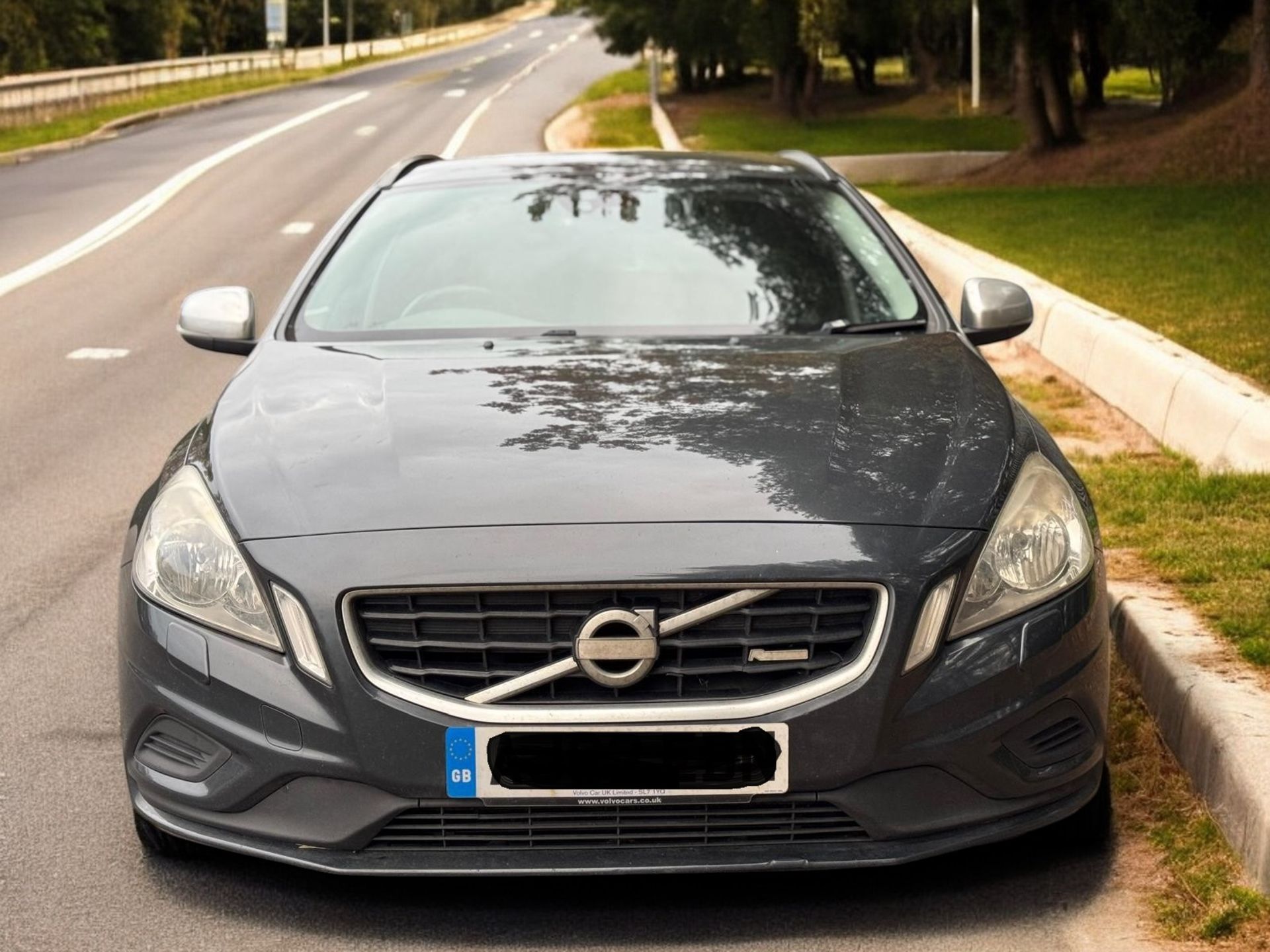 2012 VOLVO V60 R-DESIGN D2 1.6L DIESEL >>--NO VAT ON HAMMER--<< - Image 8 of 13