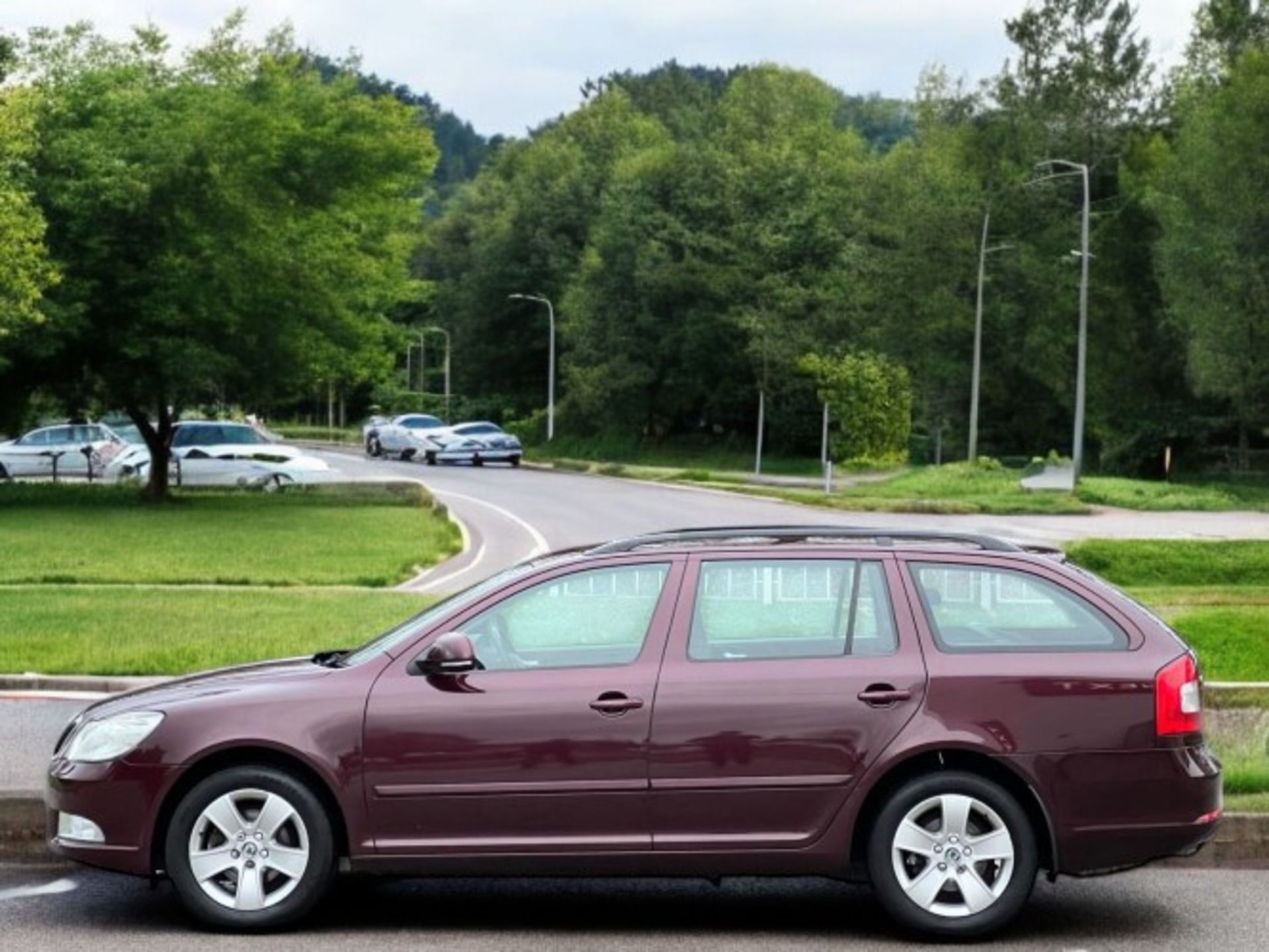 2010 SKODA OCTAVIA 1.4 TSI ELEGANCE DSG 5DR >>--NO VAT ON HAMMER--<< - Image 7 of 26