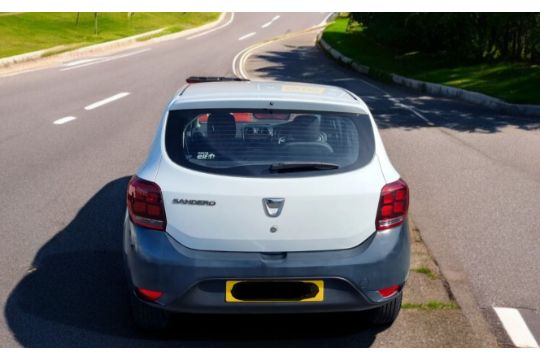 2017 DACIA SANDERO ACCESS 1.0 WHITE 5DR >>--NO VAT ON HAMMER--<< - Image 2 of 15