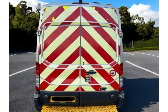 2015 FORD TRANSIT MWB L2H2 2.2 TDCI 155BHP PTO COMPRESSOR WORKSHOP VAN - Image 4 of 20