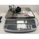 Kern CPB 30K5DM weighing scales