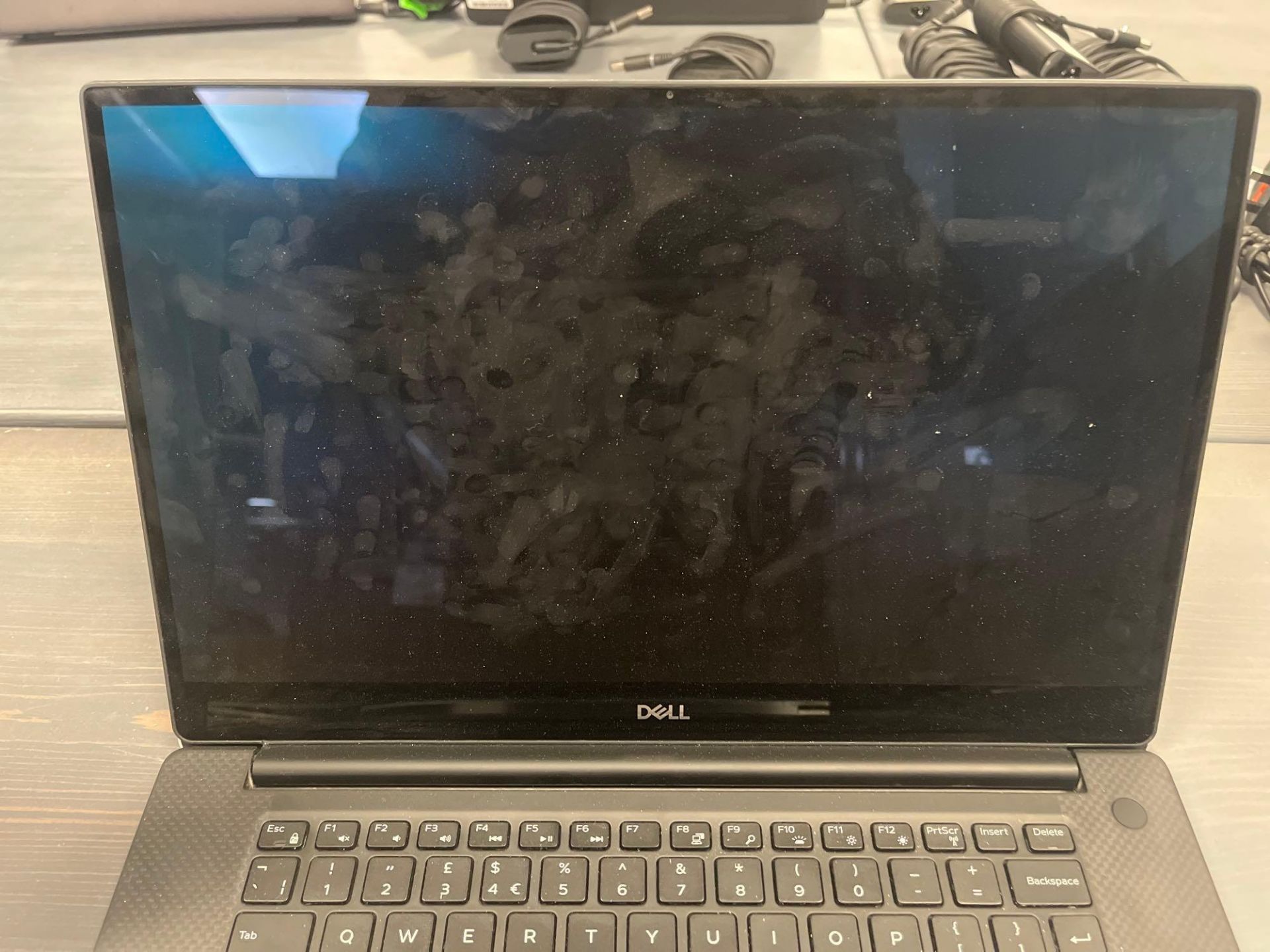 Dell XPS P56F 2019 laptop with charger (wiped) - Image 2 of 5