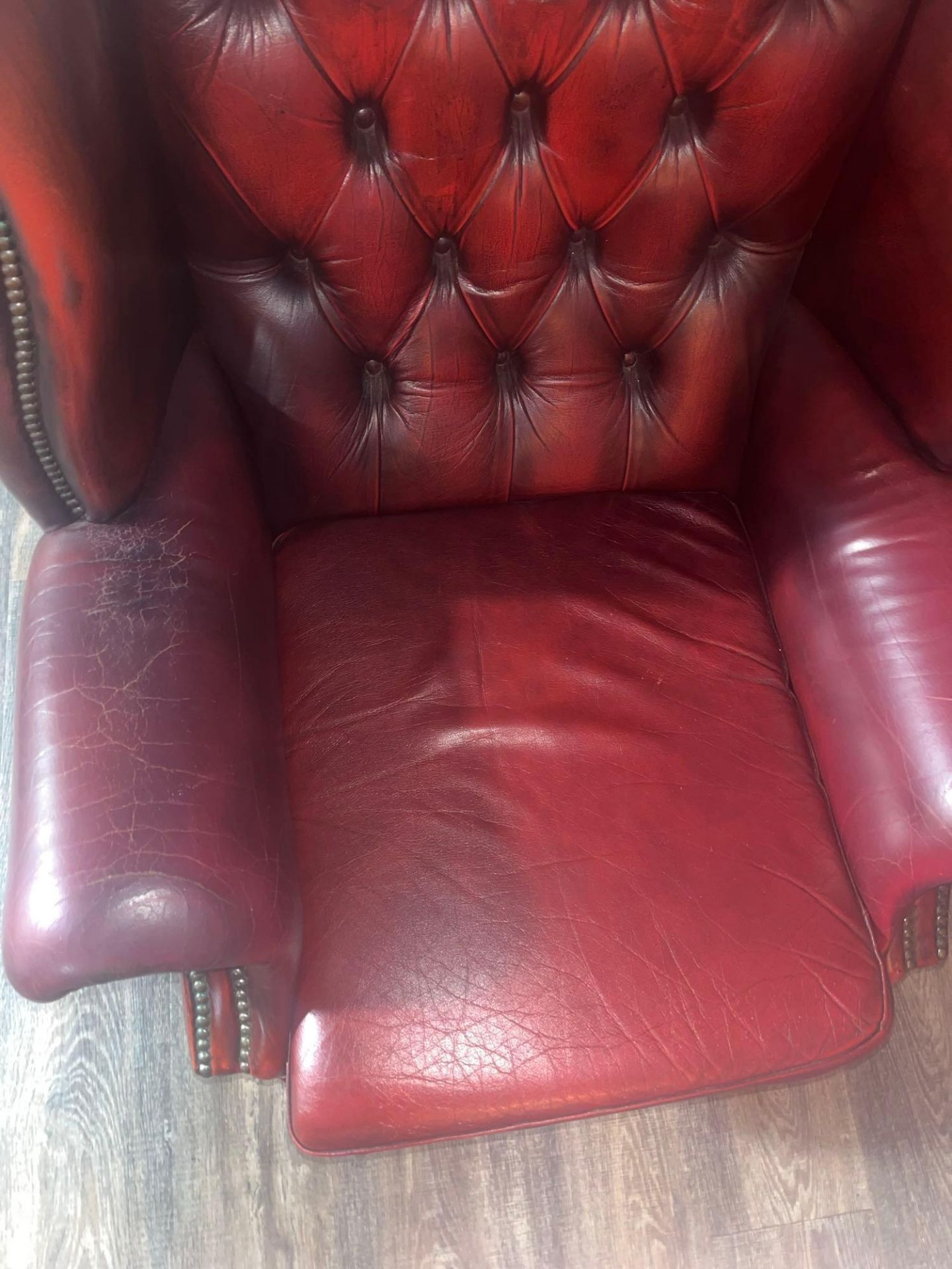 Chesterfield Style burgundy leather upholstered armchair - Image 2 of 4