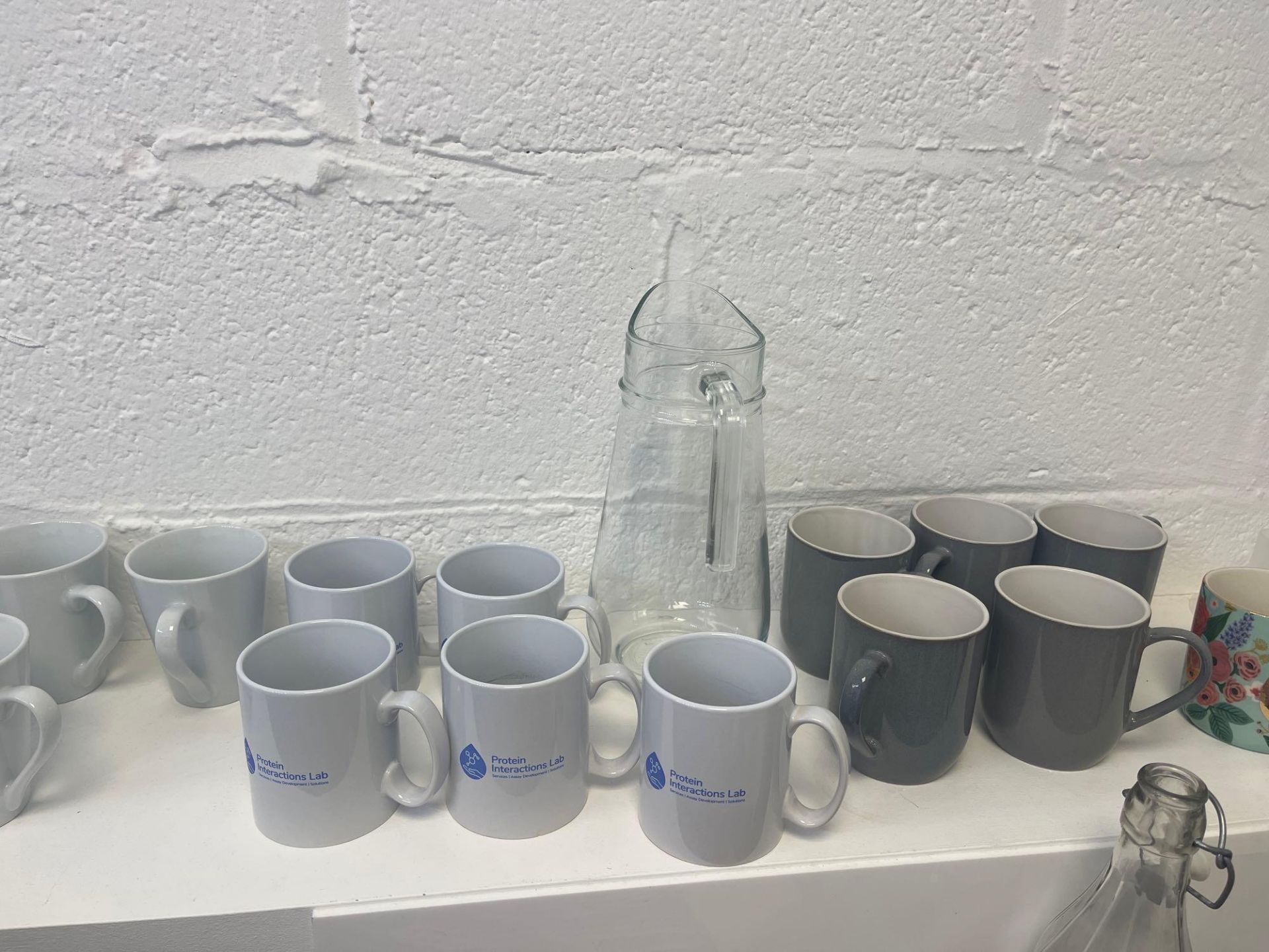 Quantity of cups and mugs (as lotted) - Image 3 of 4