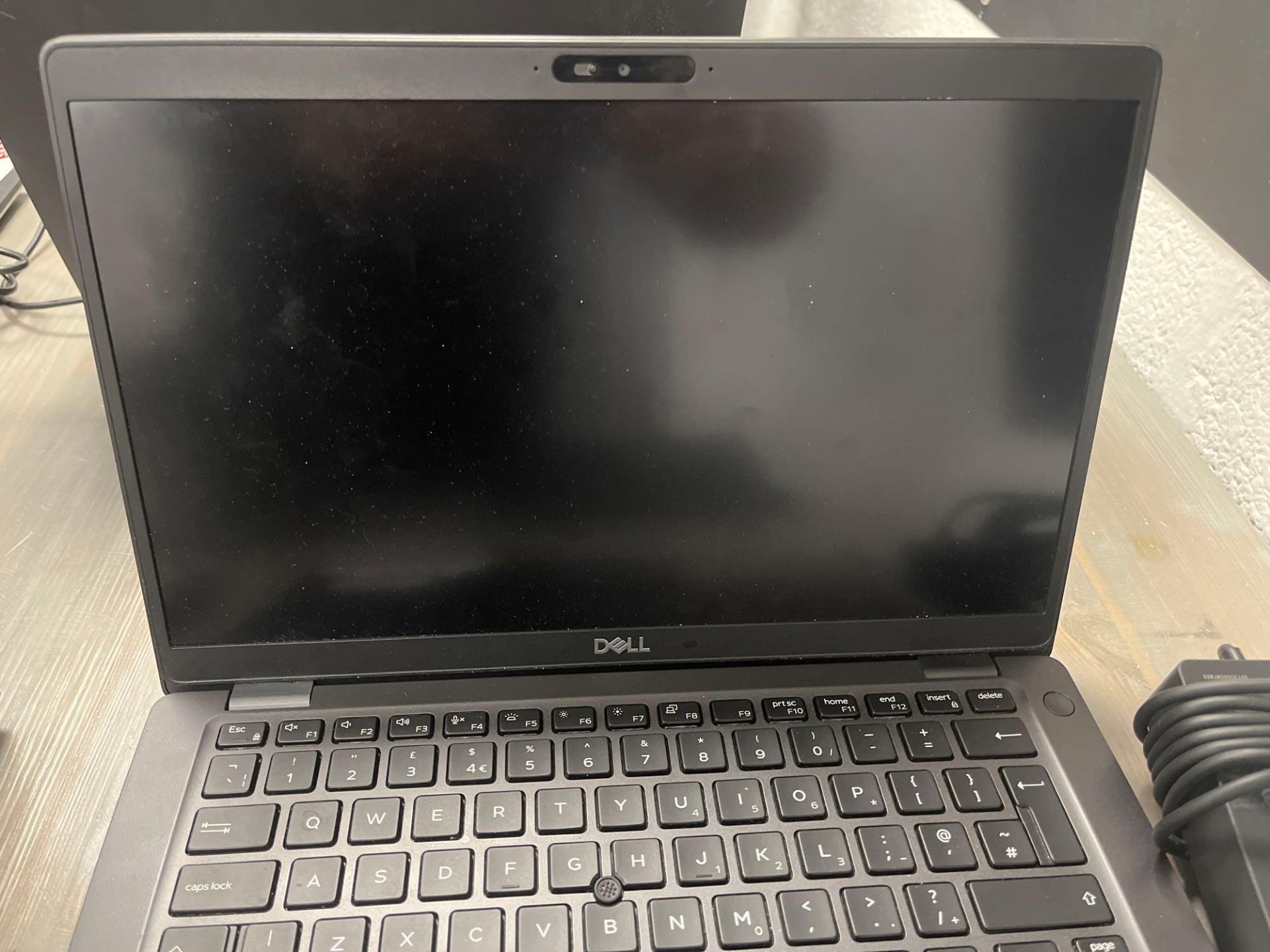 Dell Latitude 5400 Core i5 laptop with charger (wiped) - Image 2 of 5