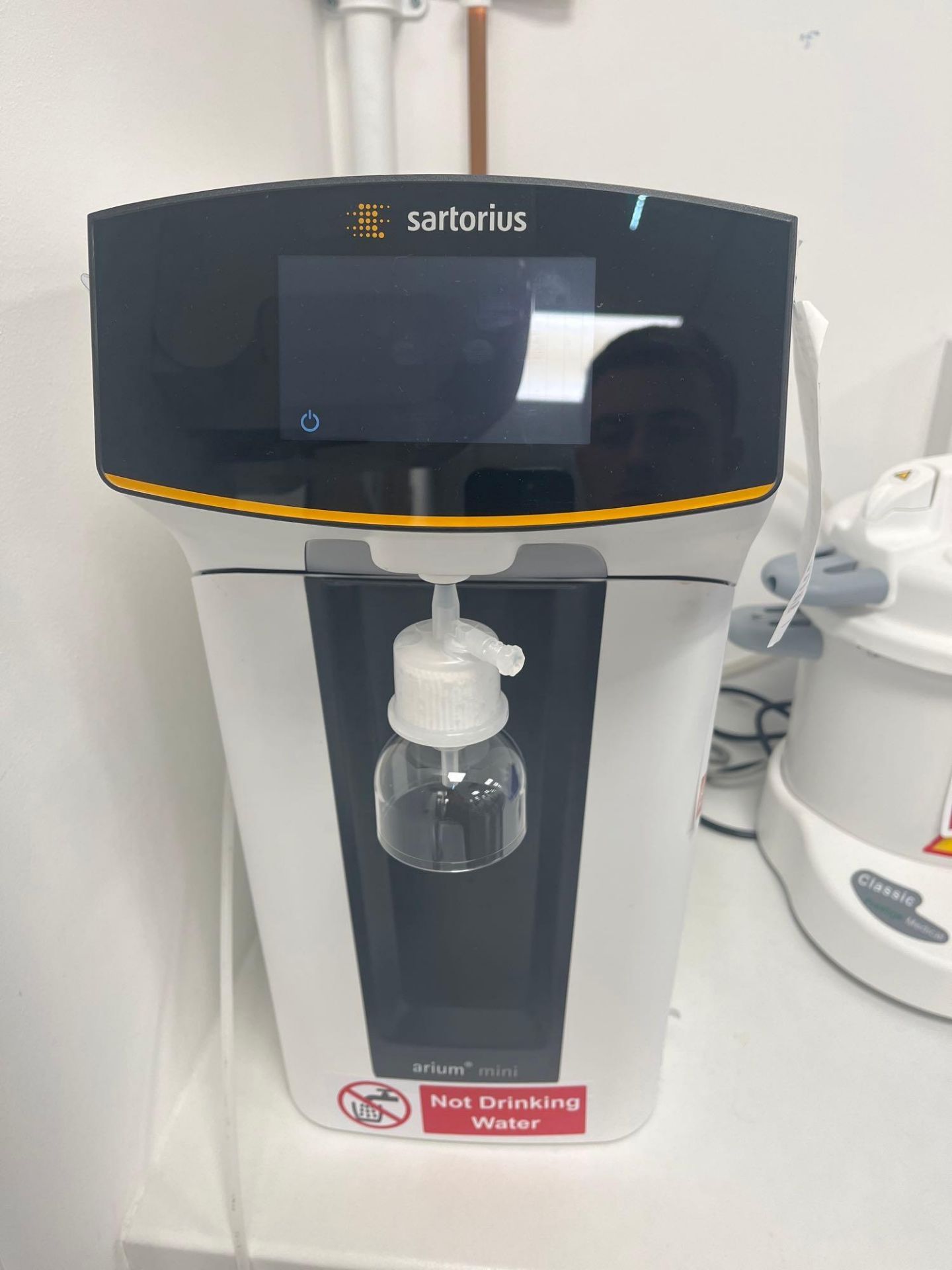 Sartorius Arium Mini water dispenser