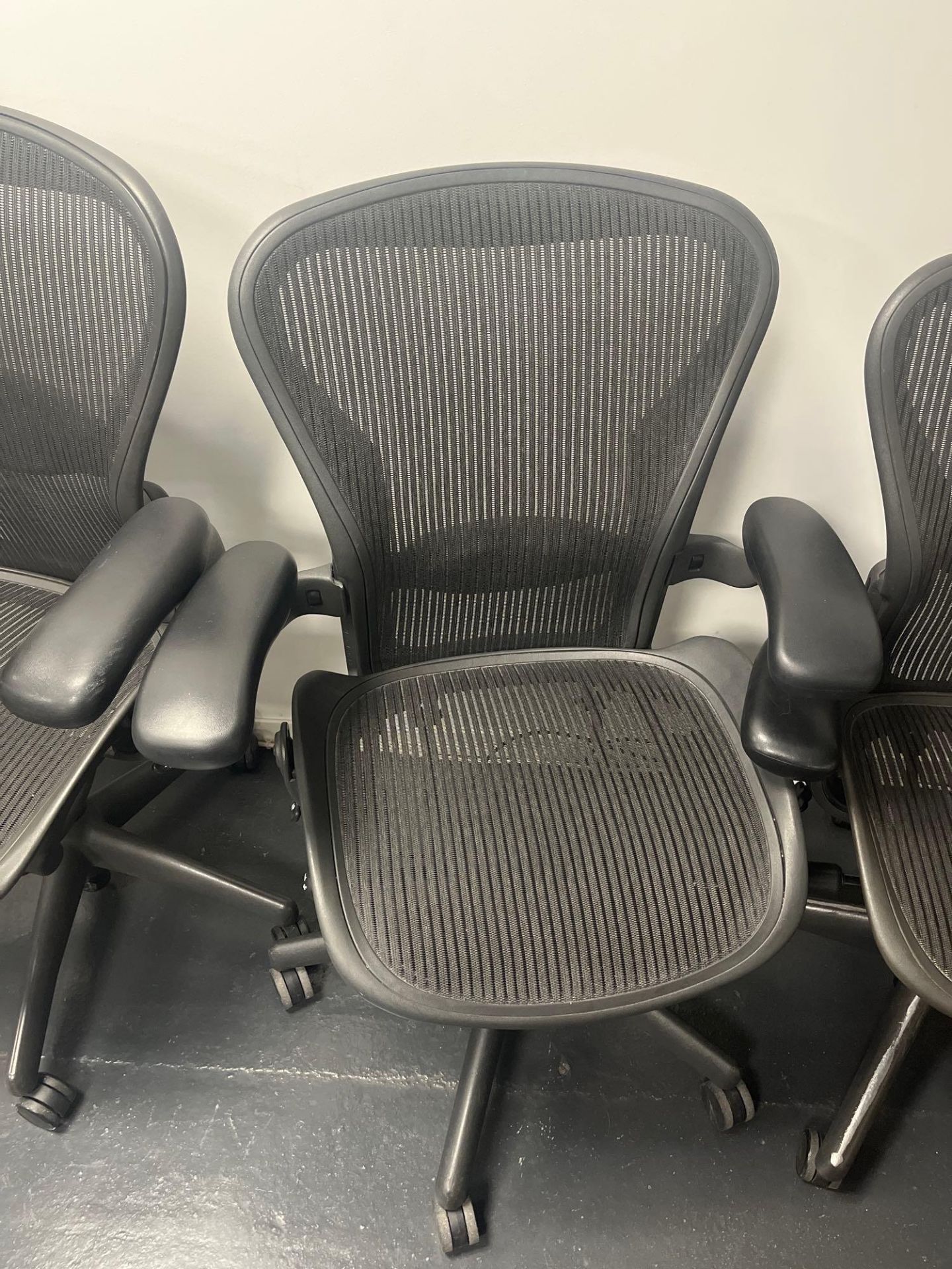Herman Miller Aeron-style Four black mesh back operator chairs - Image 4 of 7
