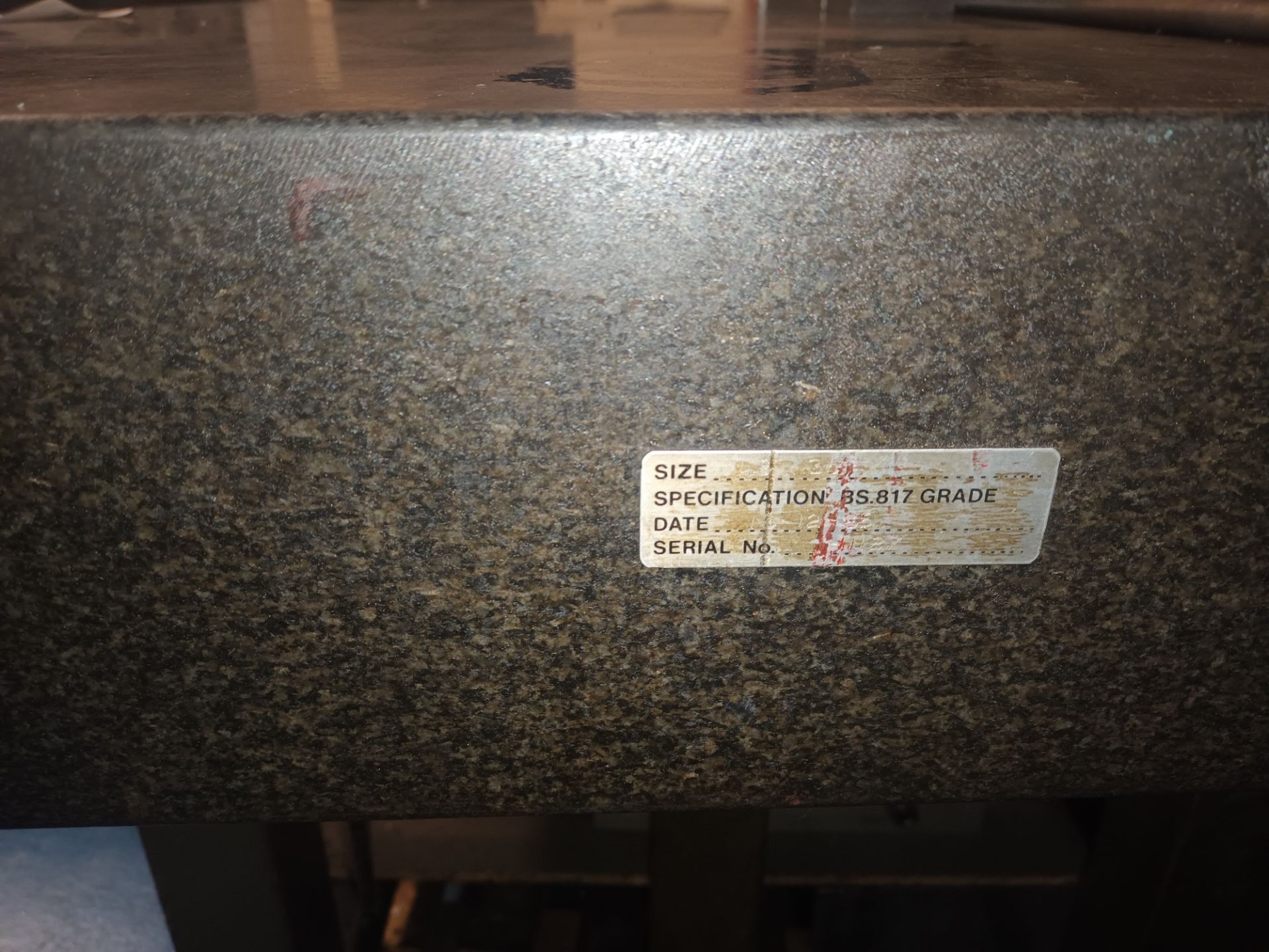 BS817 grade granite surface worktop - Image 3 of 4