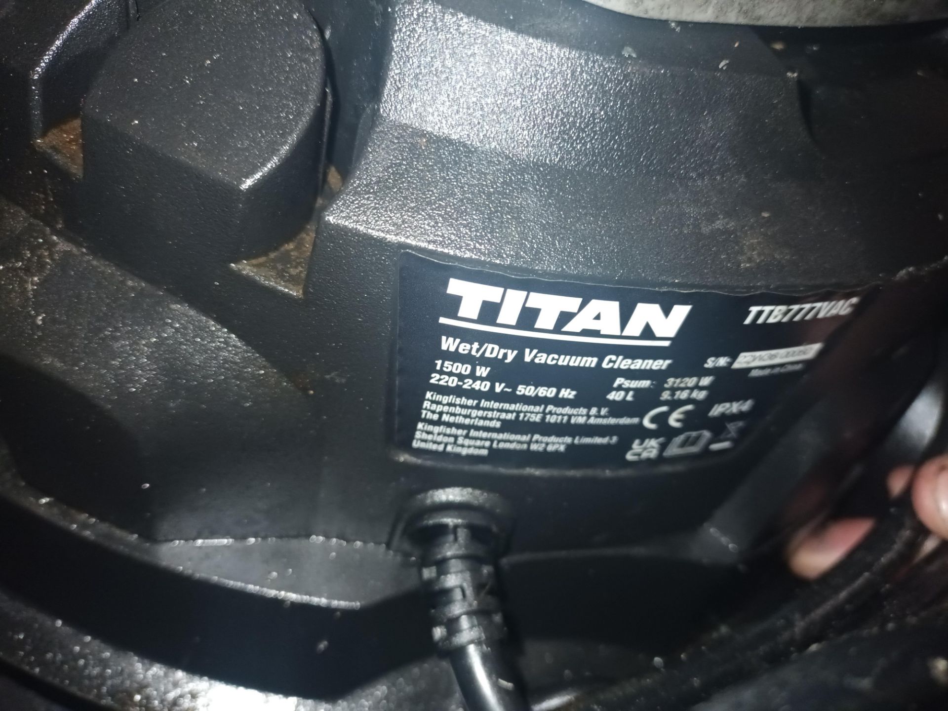 Titan TTB777VAC wet and dry vacuum - Image 3 of 4