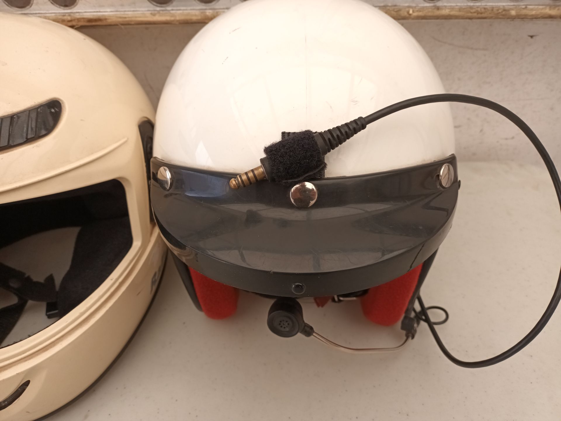 Eight various rally crash helmets - Image 6 of 7