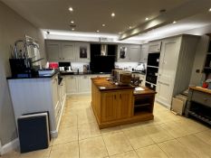 Complete ex-demo kitchen fittings comprising of 600mm dishwasher housing with drawer, 1000mm base