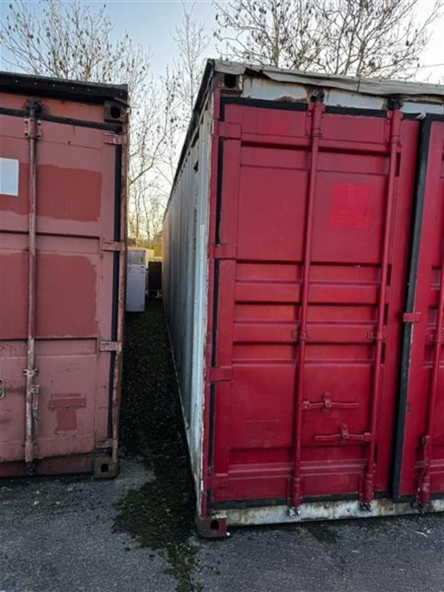 40ft container (Excluding all contents) (Please note: A work Method Statement and Risk Assessment - Image 2 of 11