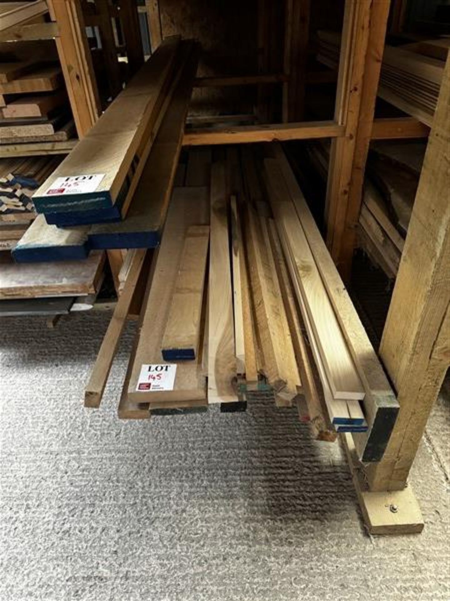 Two bays of various size & lengths of sold timber - Image 2 of 3