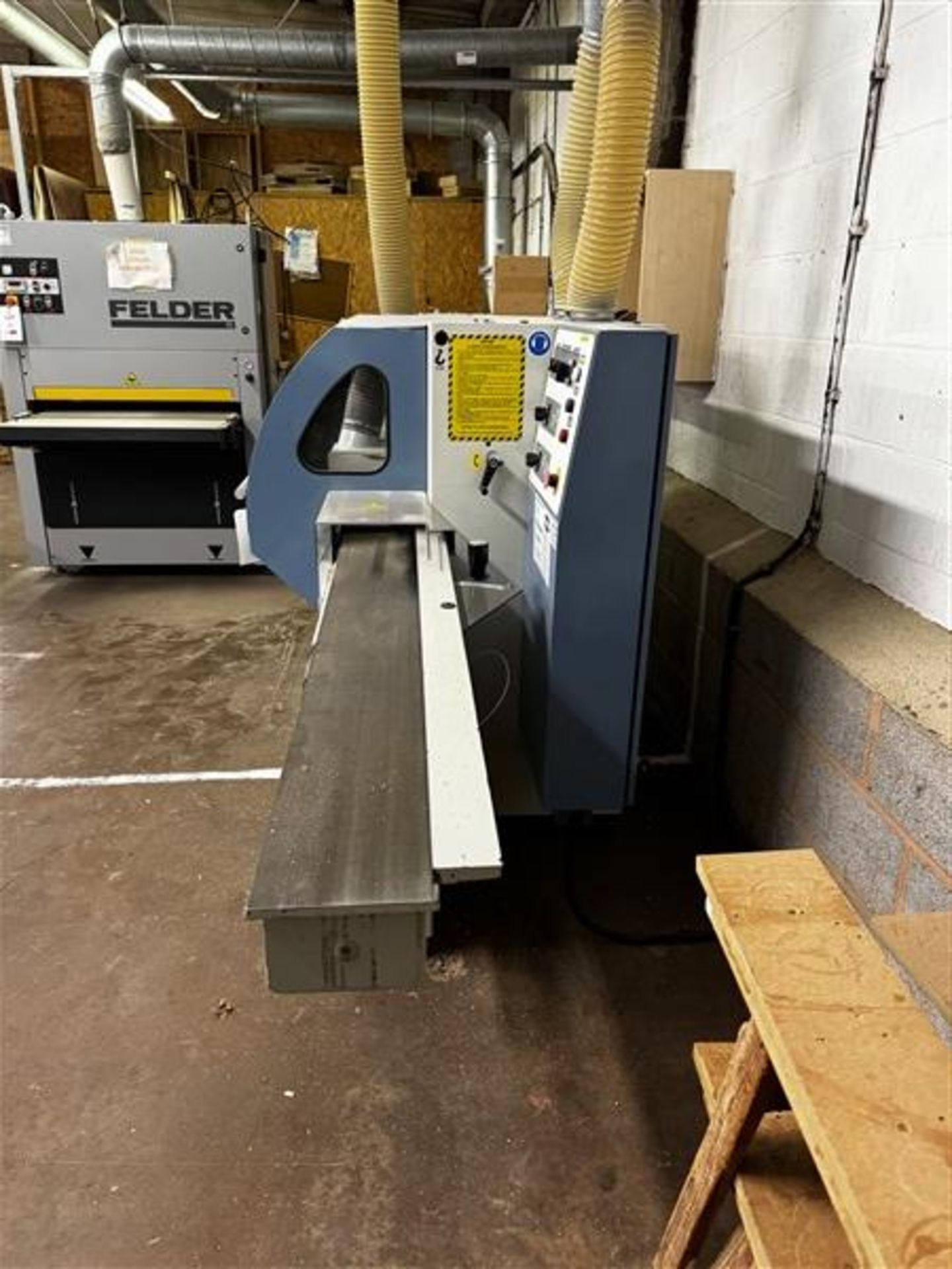 Holtech 4 sided through feed moulder (2004), type Compact 18, serial no. 4255 03, power 400v - Image 8 of 9