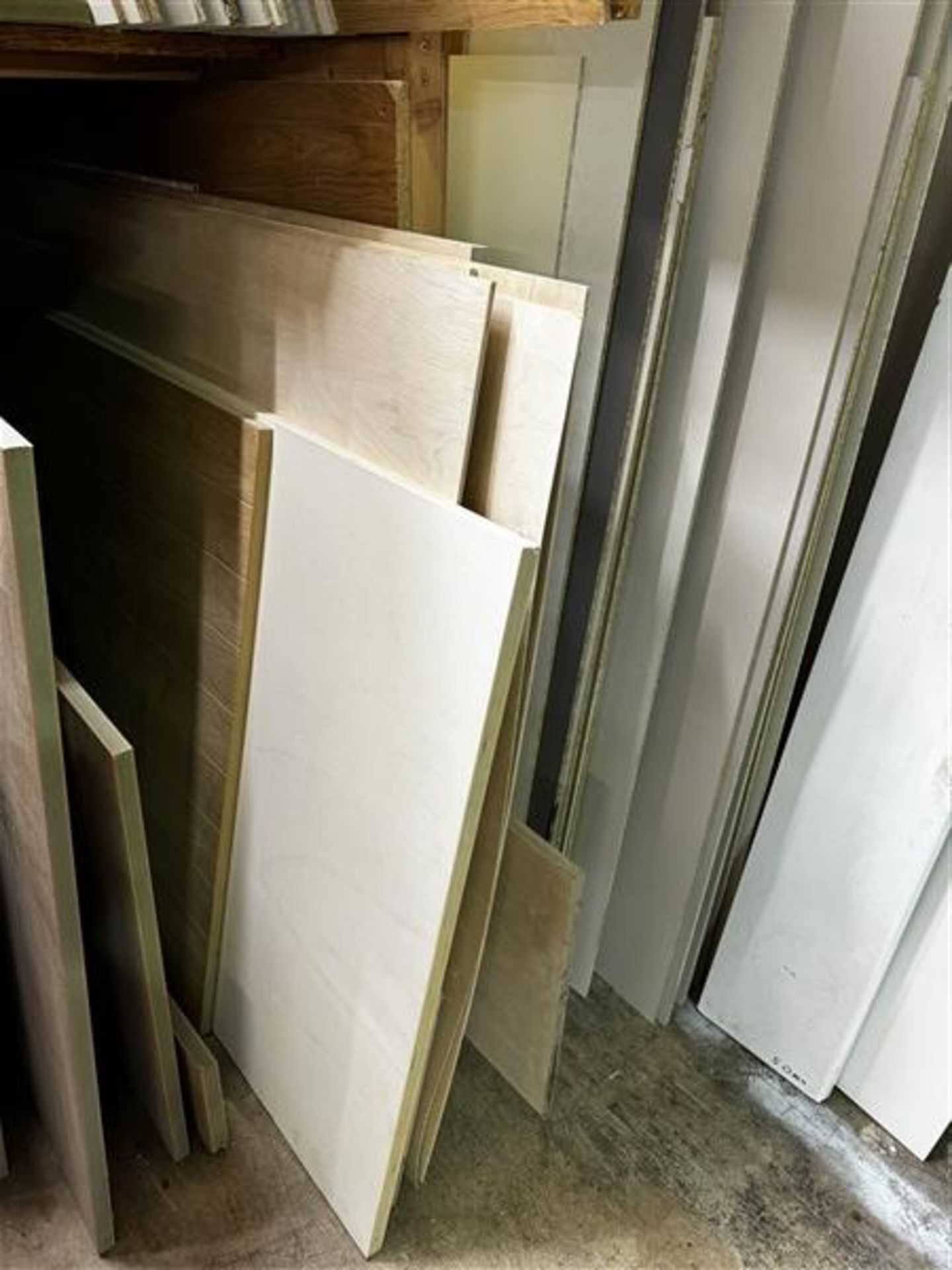 Various sized sheet materials to include white laminate panels (chipboard, grey laminate panels - Image 3 of 6