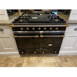 Lacanche 4 ring and hot plate gas range oven/cooker (1m wide, 730mm deep) Please note – Acceptance