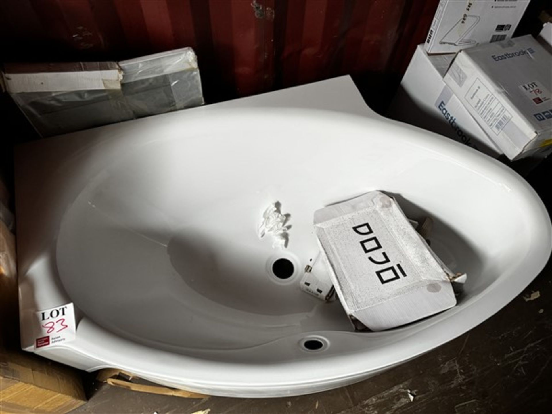 Oval shaped white bath with panelling, L 1610mm x W 110mm approx (Please note, this lot must be - Image 2 of 3