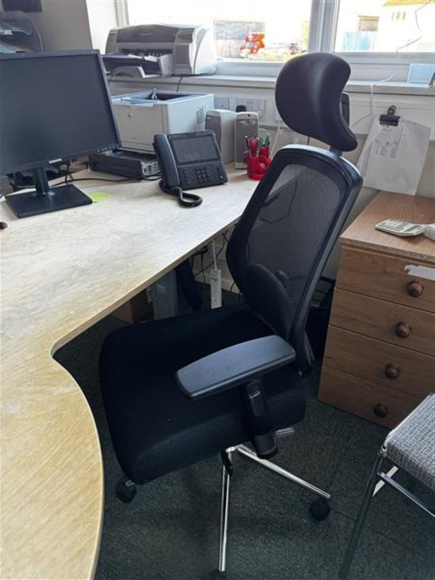 Two bespoke made reception desks, two upholstered chairs, bookcase, 4-drawer metal filing cabinet - Image 5 of 7