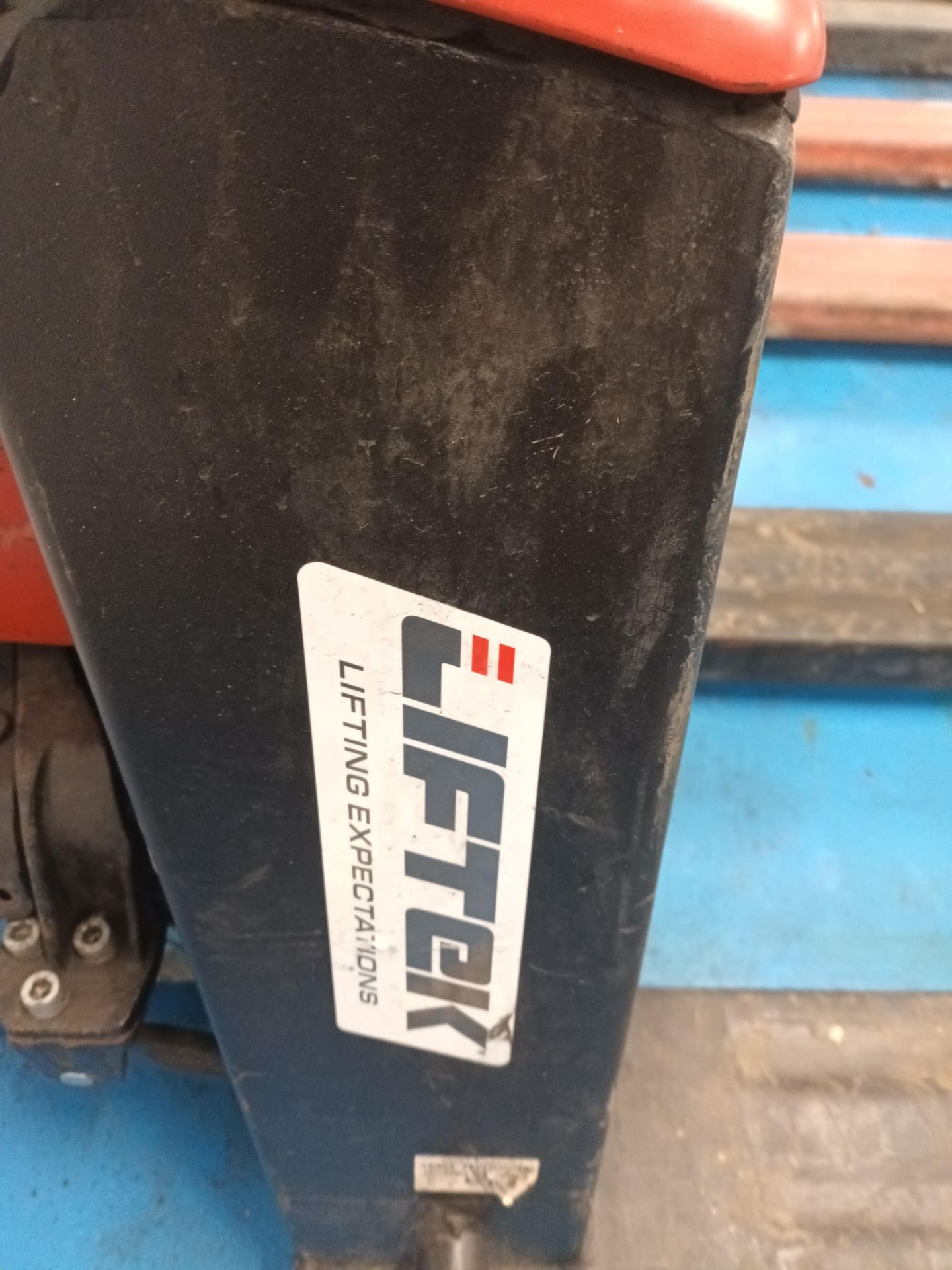 Liftek F3 electric pallet truck (2022) Serial No. 7312001482 - Image 2 of 6