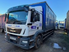 MAN euro 6 18t curtainside lorry with foldaway tail lift