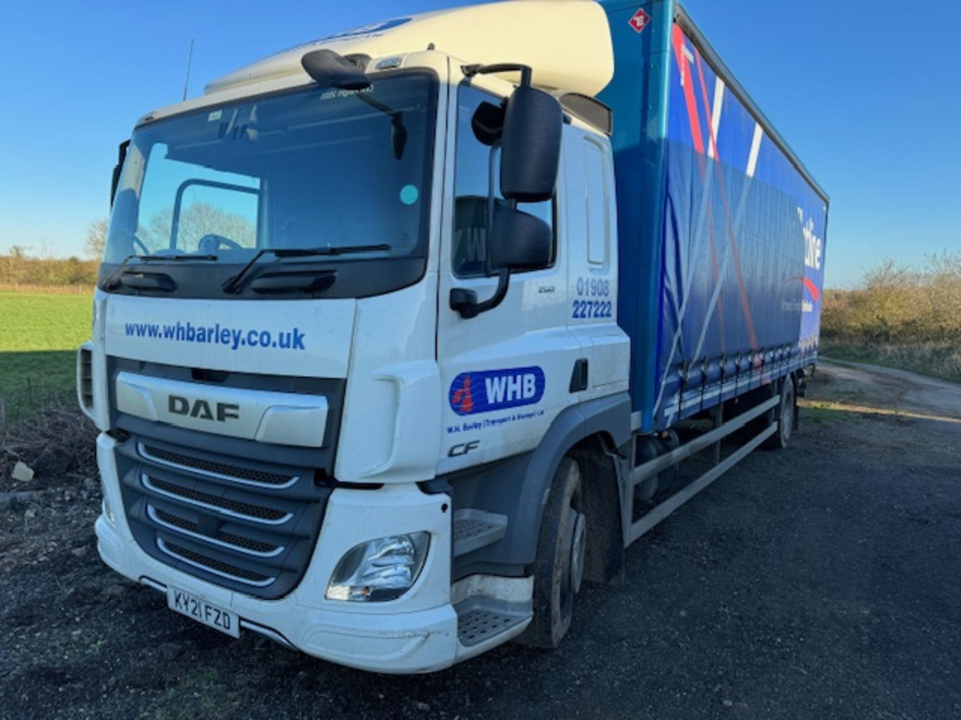 DAF euro 6 18T curtainside lorry with foldaway tail lift