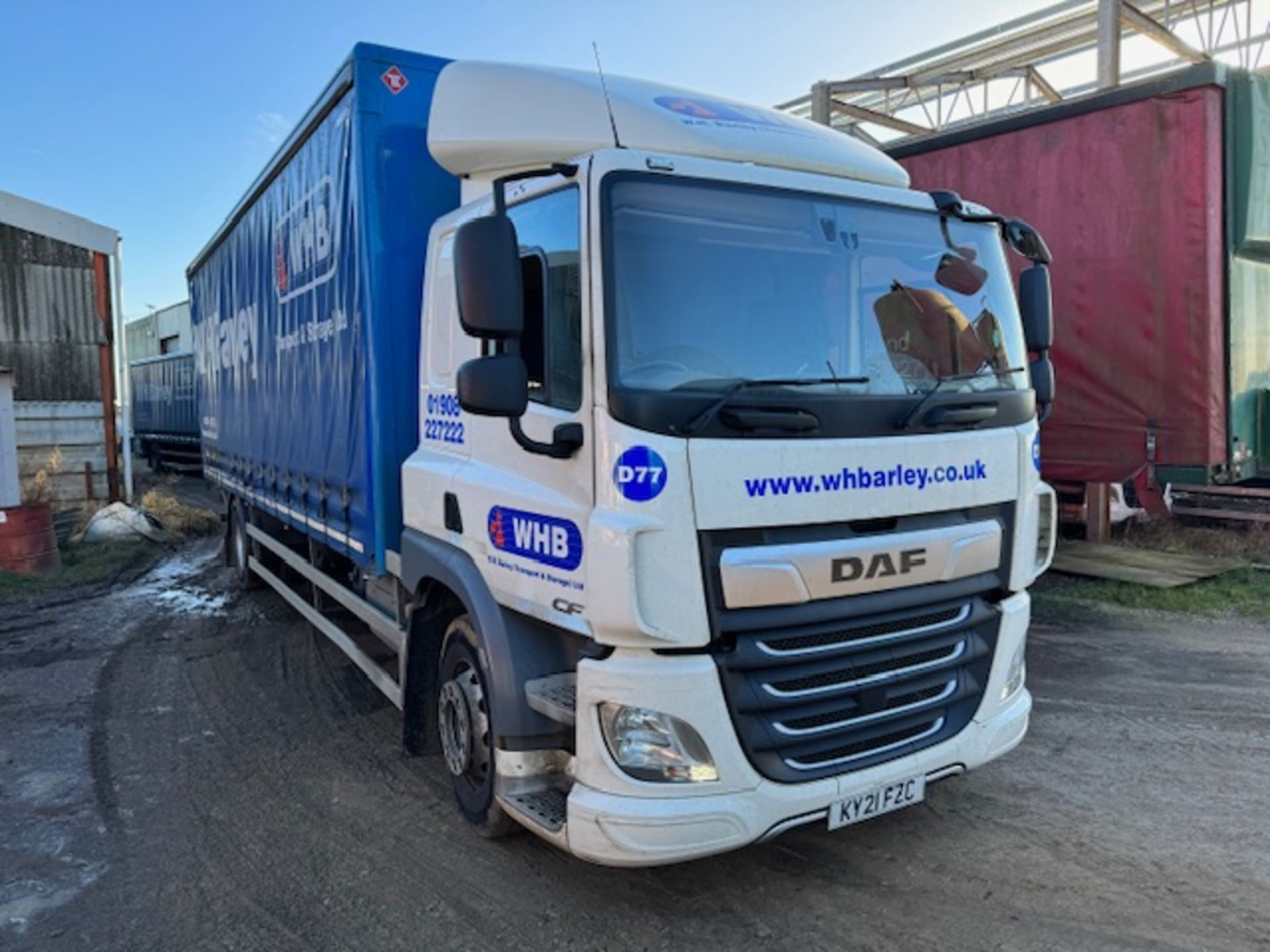 DAF euro 6 18T curtainside lorry with foldaway tail lift - Image 2 of 17
