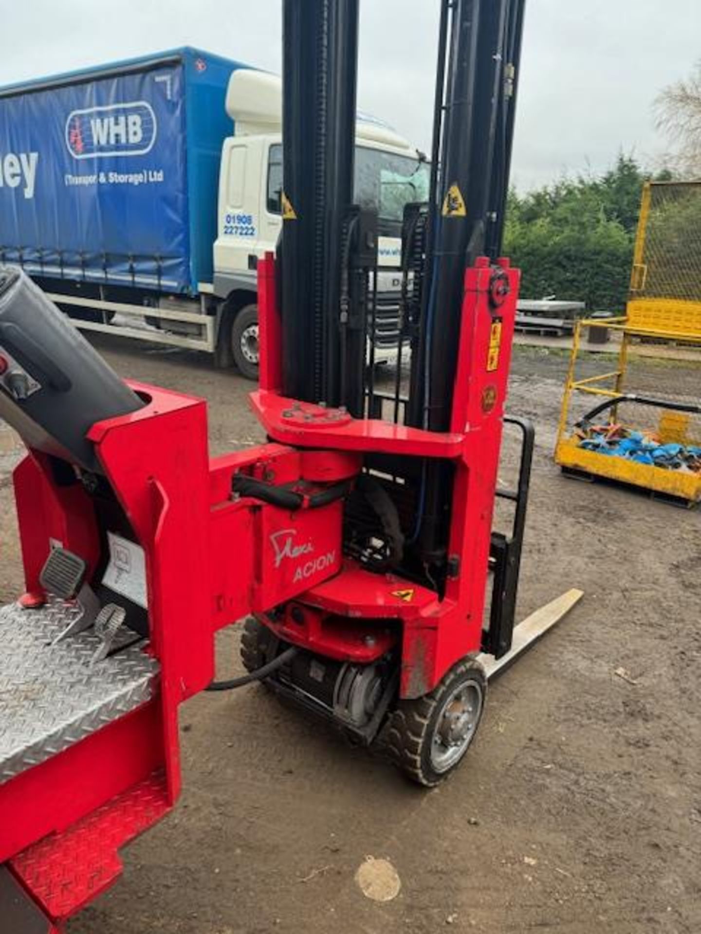 Flexi 15VN/1000 electric warehouse aisle bendie forklift truck - Image 8 of 13