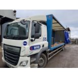 DAF CF 260 sleep cab euro 6 18T curtainside lorry with foldaway tail lift