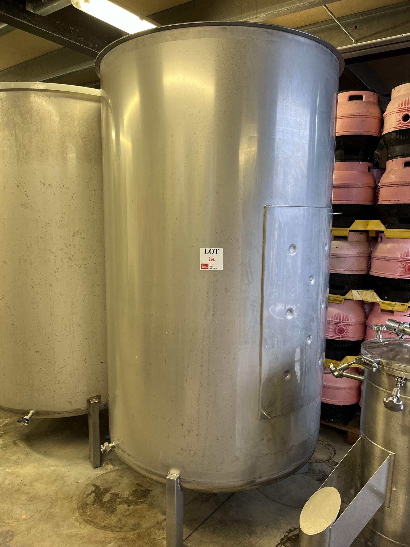 Stainless steel single skin liquid storage vessel.