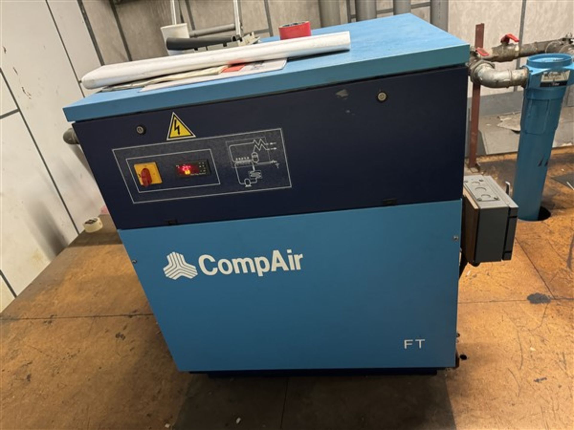 Compair L45RS compressor with Delcos XL control Year: 2021 S/N: A34905561 Hours: 9688 (01/02/24) - Image 10 of 13