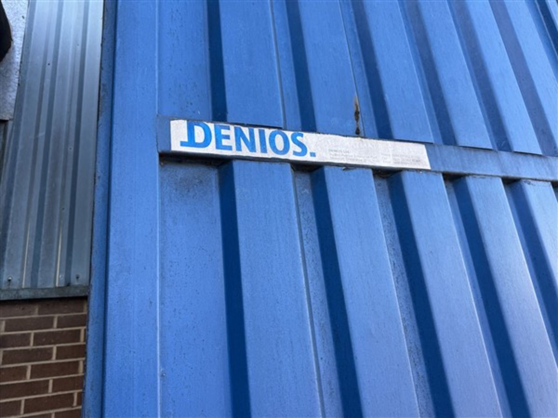Denios chemical storage cabinet A work Method Statement and Risk Assessment must be reviewed and - Image 2 of 5