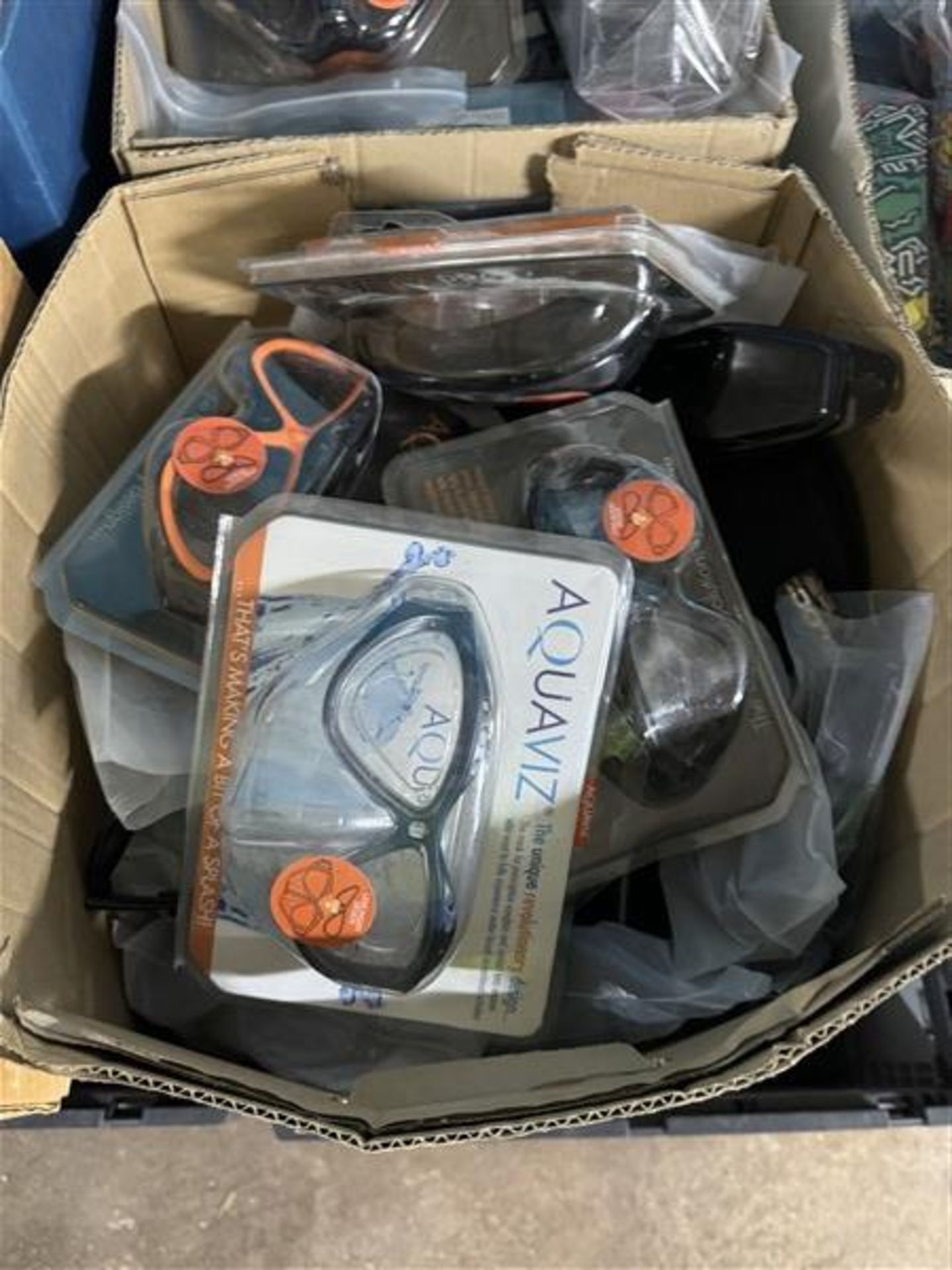 Two boxes of assorted sports goggles - Image 2 of 4