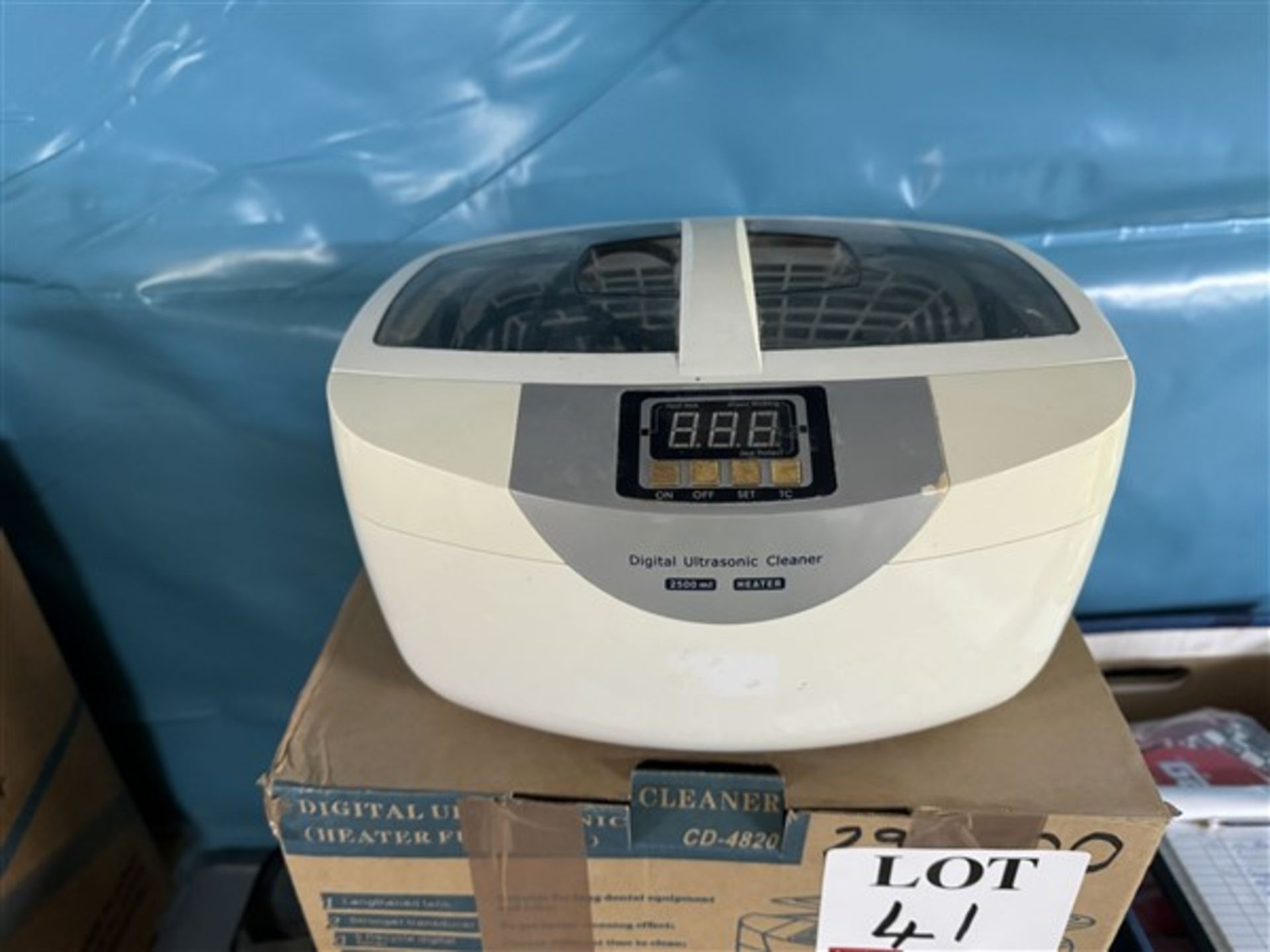 Digital Ultrasonic cleaner, model CD/4820, serial no. 07120104226 - Image 2 of 5