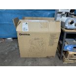 Nilfisk Attix 33-2L IC wet & dry vacuum cleaner, serial no. 3520212103139