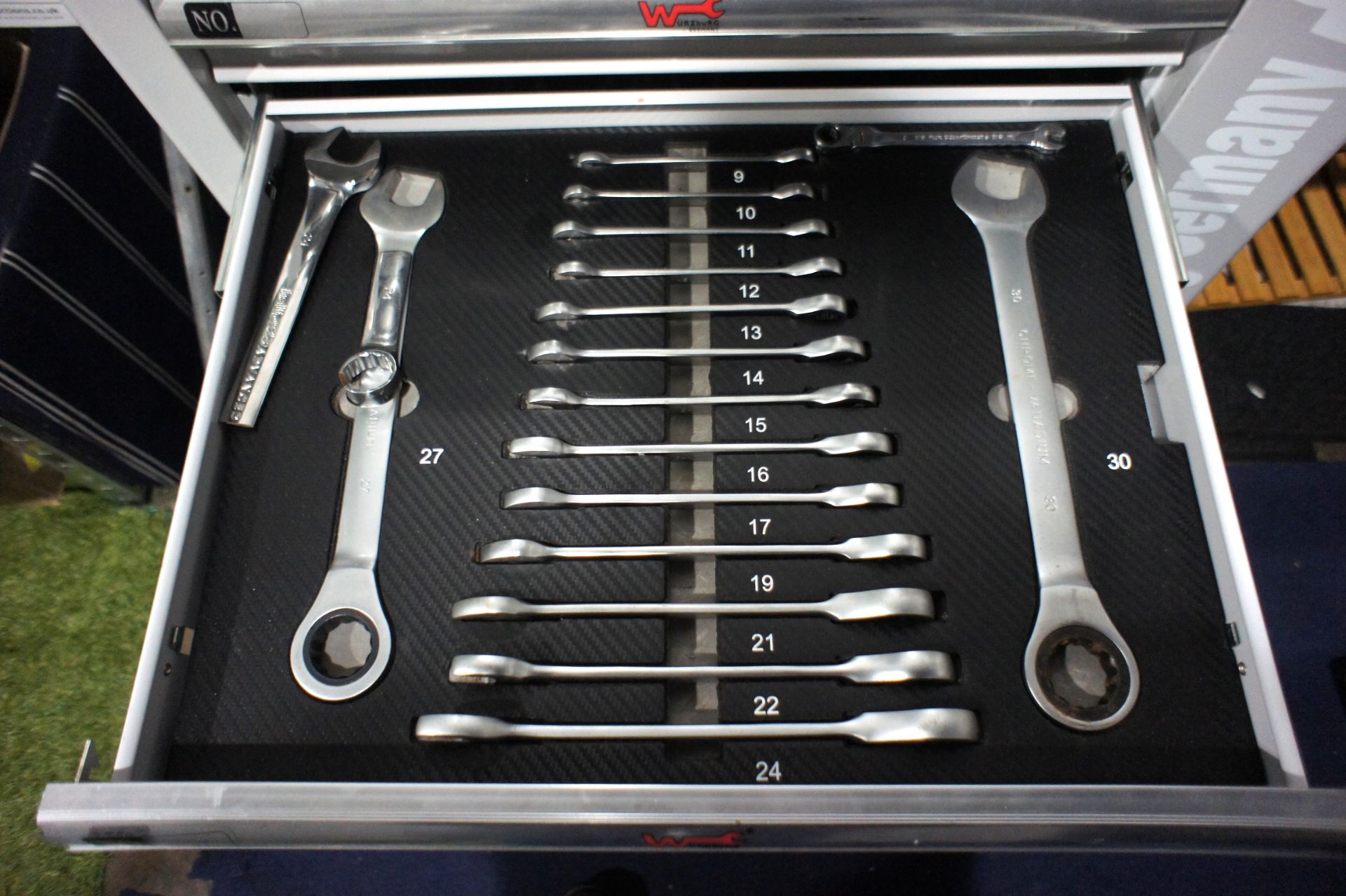 Wurzburg mobile 7-drawer tool kit with various tools - Image 4 of 11